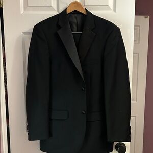 Emanuel Ungaro Classic Black Tuxedo